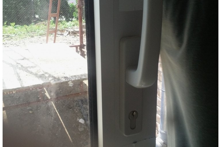Instalace a opravy oken a dveří - foto č. 7